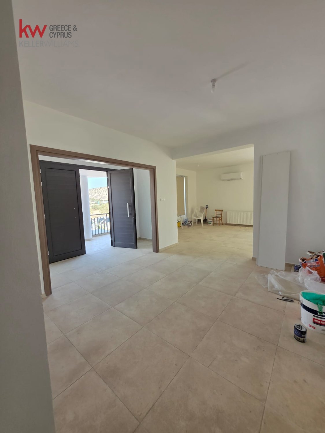 3 dormitorios Bungalow en Alampra, Nicosia, Chipre No. 40142