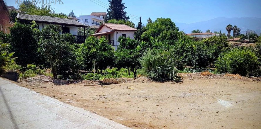 669m2 Terreno en Nicosia, No. 56781