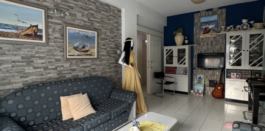 2 bedrooms Apartment in Larnaca, Larnaka,  No. 56784
