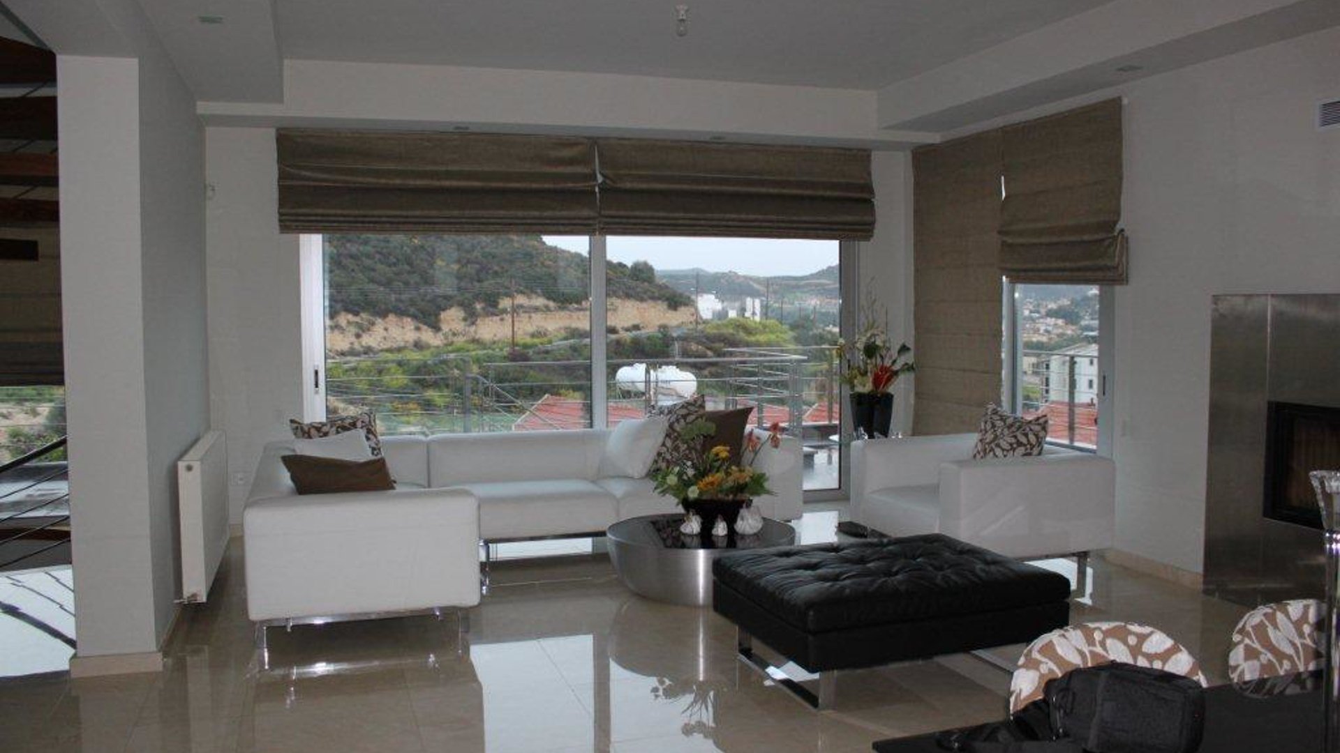 4 bedrooms Villa in Limassol, Cyprus No. 25623