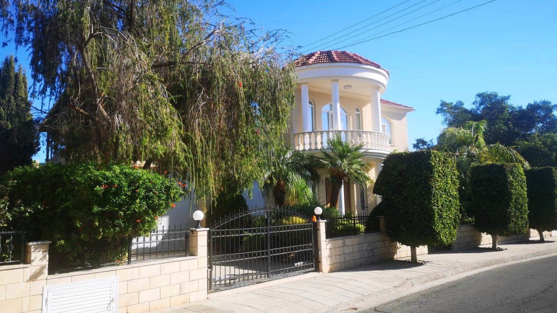 5 bedrooms Villa in Limassol, Cyprus No. 28314