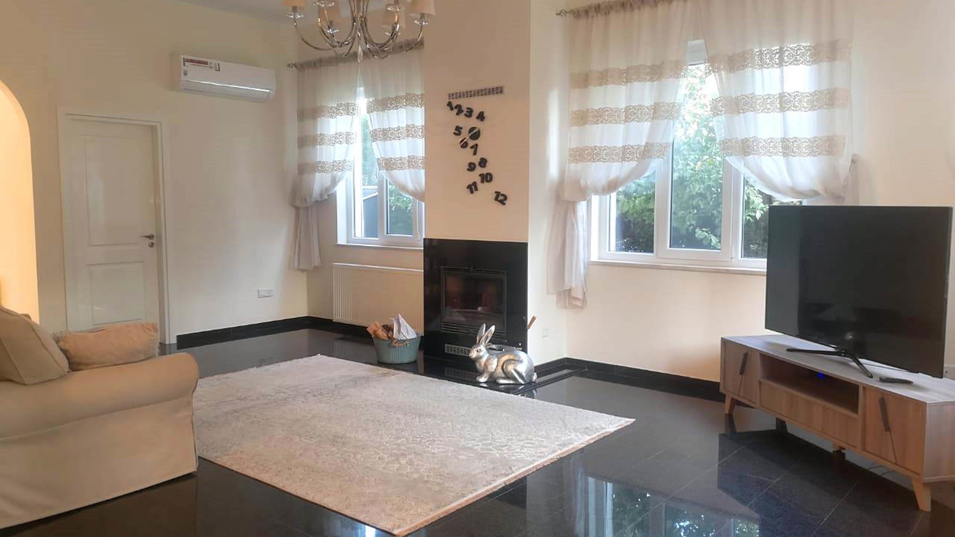 5 bedrooms Villa in Limassol, Cyprus No. 28314