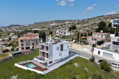 4 chambres Villa à Geroskípou, Paphos, Chypre No. 28309