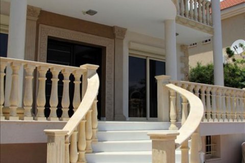 Studio Villa in Limassol,  No. 38249