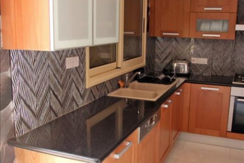 Вилла студия в Лимассол, Лимасол,  № 38249 10