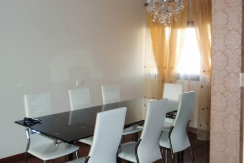 2 bedrooms Apartment in Limassol, No. 38246 4