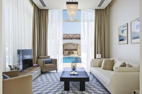 5 bedrooms Villa in Larnaca, Larnaka, No. 38244