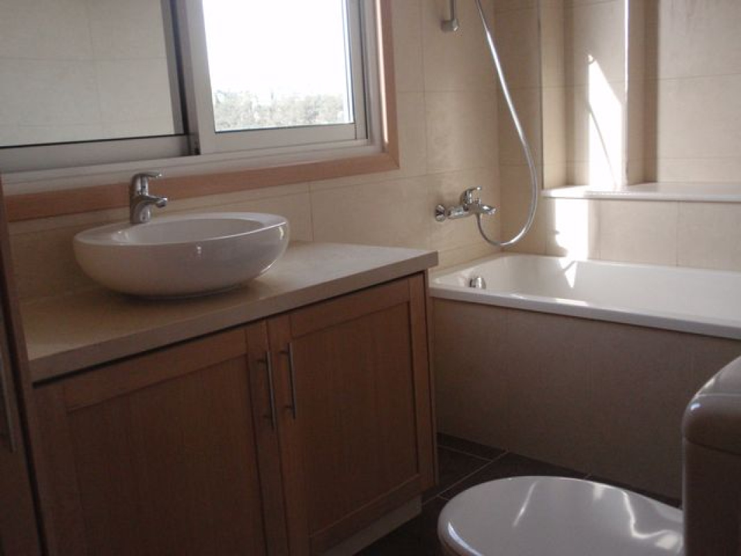 3 bedrooms Apartment in Limassol, Cyprus No. 38247