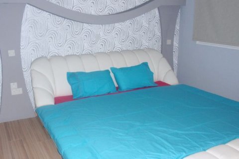 3 bedrooms Apartment in Limassol,  No. 38247 3