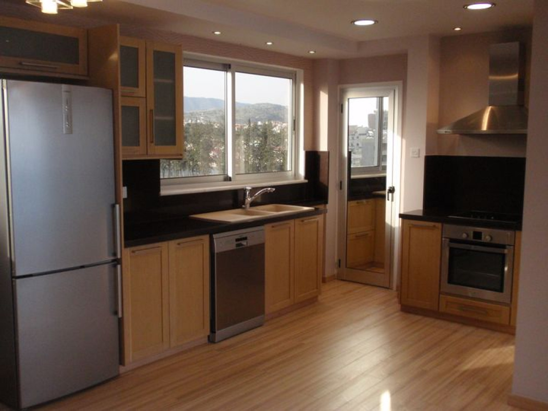 3 bedrooms Apartment in Limassol, Cyprus No. 38247