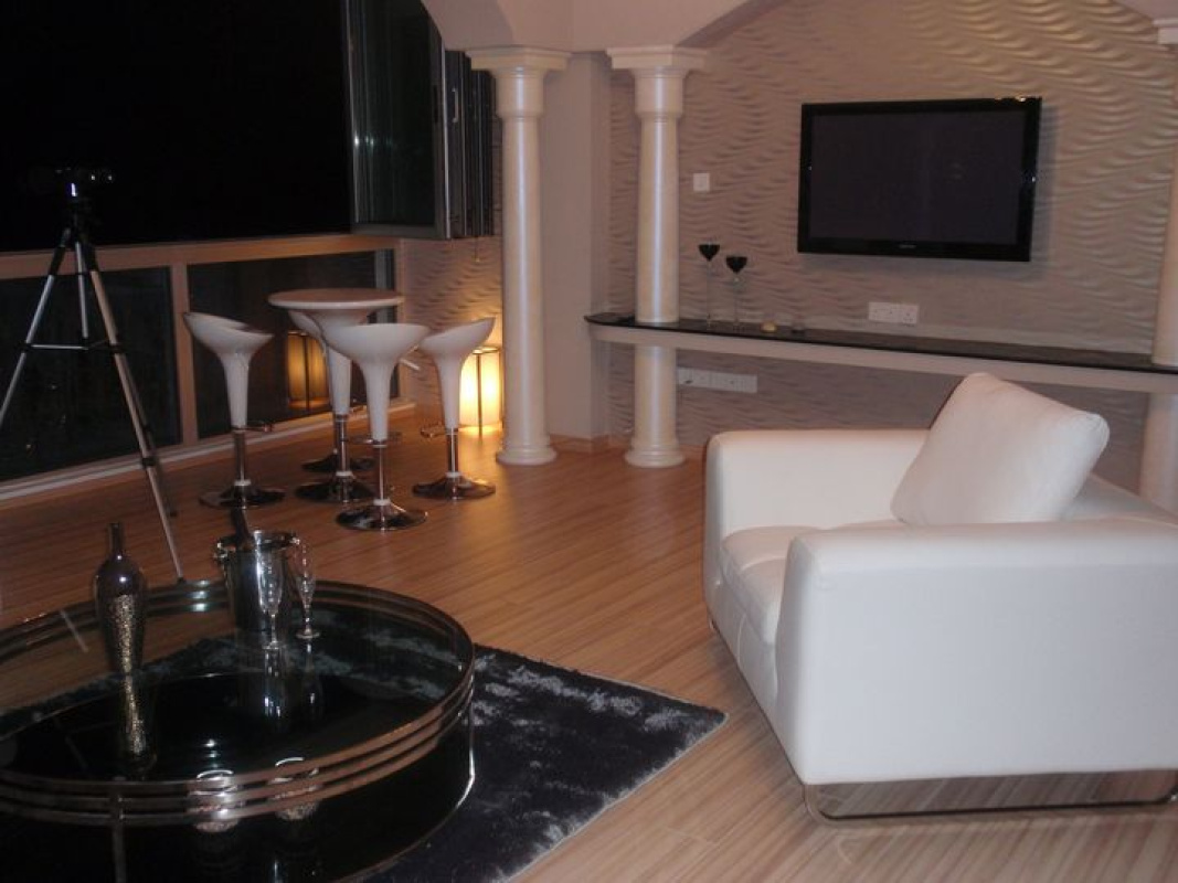 3 bedrooms Apartment in Limassol, Cyprus No. 38247