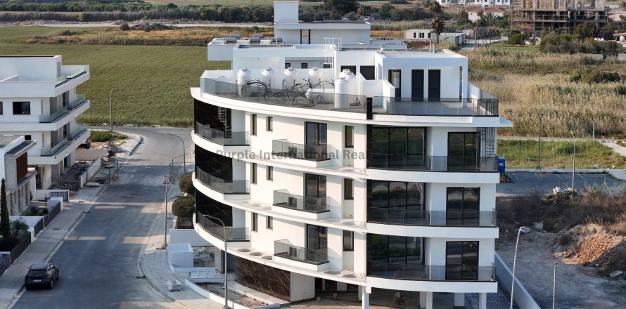 2 bedrooms Apartment in Livadia, Larnaka,  No. 29746