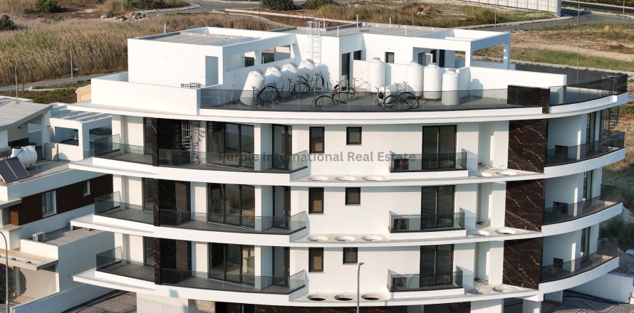 2 bedrooms Apartment in Livadia, Larnaka,  No. 29748