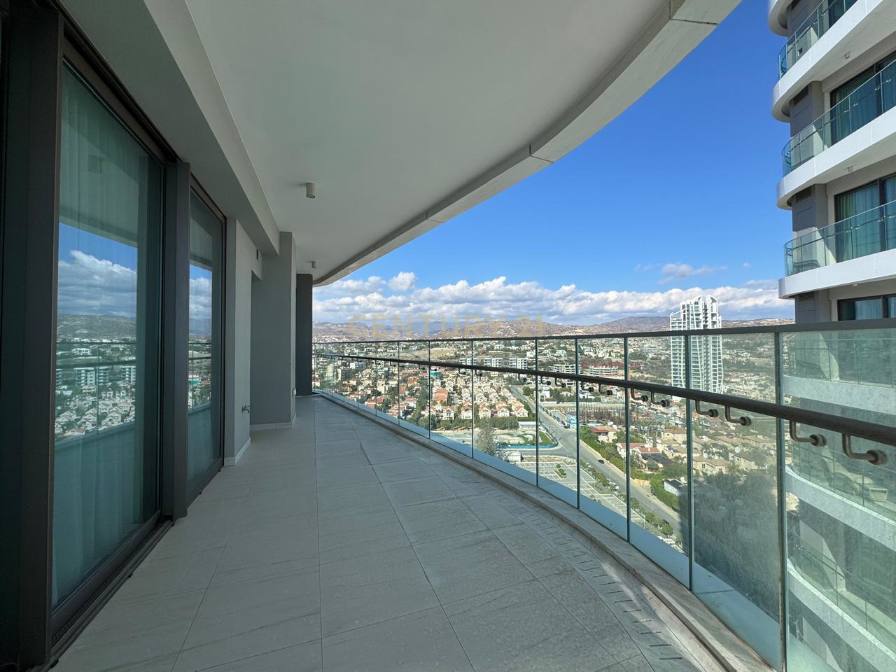 3 bedrooms Apartment in Mouttagiaka, Limassol, Cyprus No. 55936