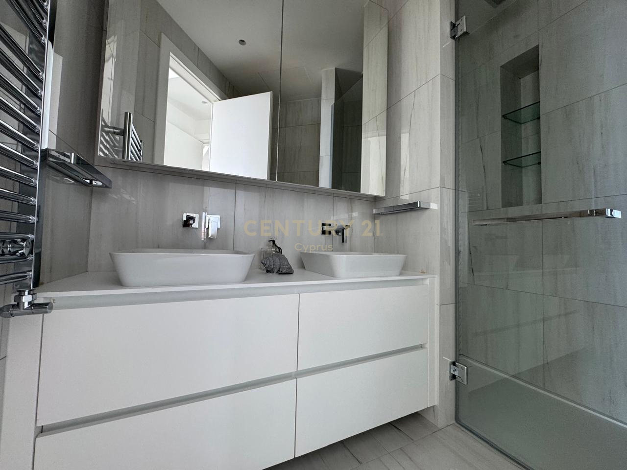 3 bedrooms Apartment in Mouttagiaka, Limassol, Cyprus No. 55936