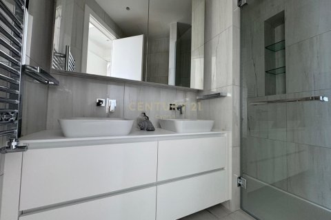 3 dormitorios Apartamento en Mouttagiaka, Limassol,  No. 55936 10