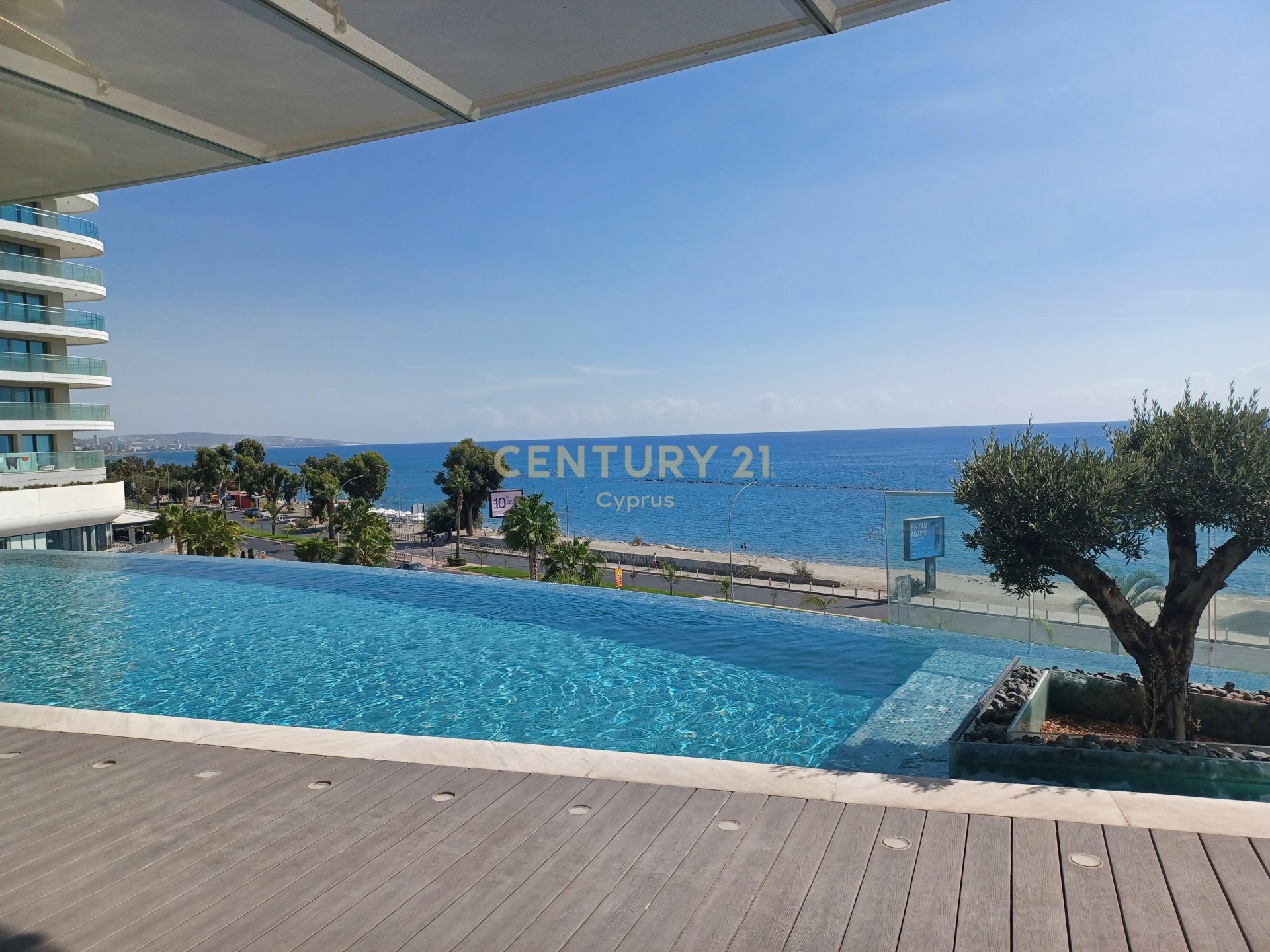3 bedrooms Apartment in Mouttagiaka, Limassol, Cyprus No. 55936