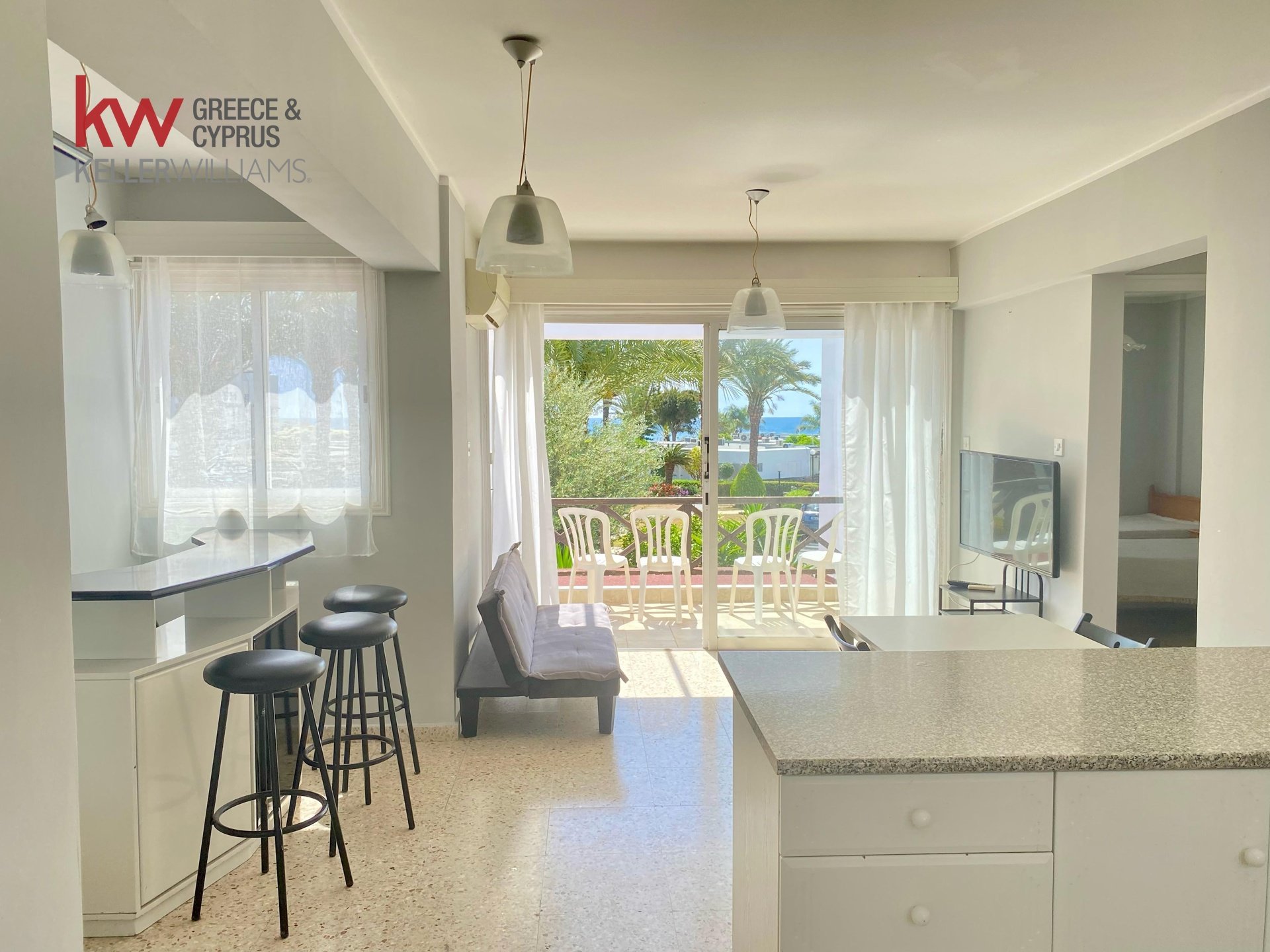 2 bedrooms Apartment in Meneou, Larnaka, Cyprus No. 40061