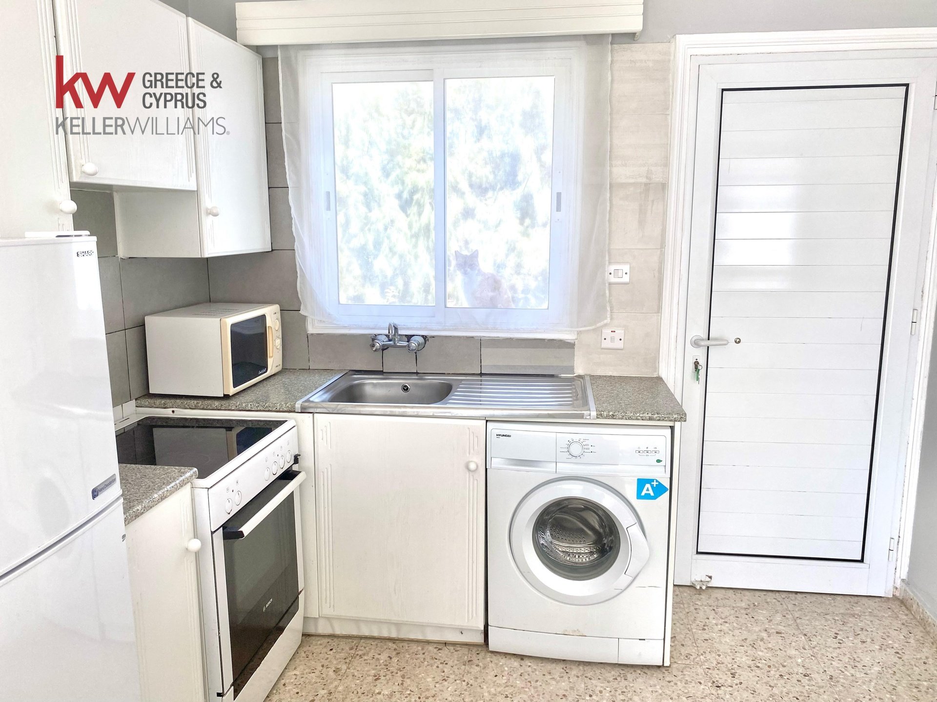 2 bedrooms Apartment in Meneou, Larnaka, Cyprus No. 40061