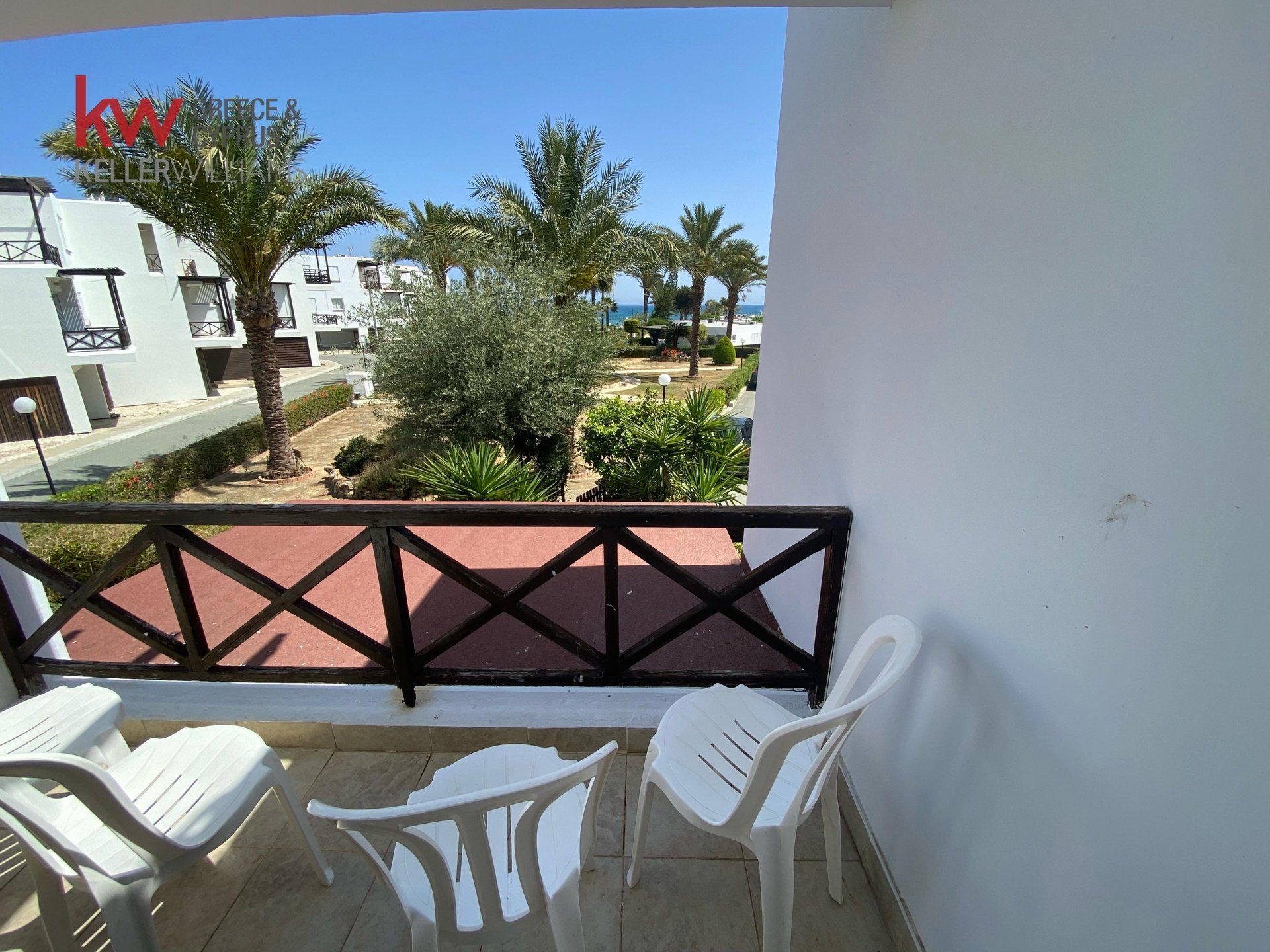 2 bedrooms Apartment in Meneou, Larnaka, Cyprus No. 40061