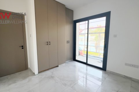 1 bedroom Apartment in Larnaca, Larnaka,  No. 40064 4