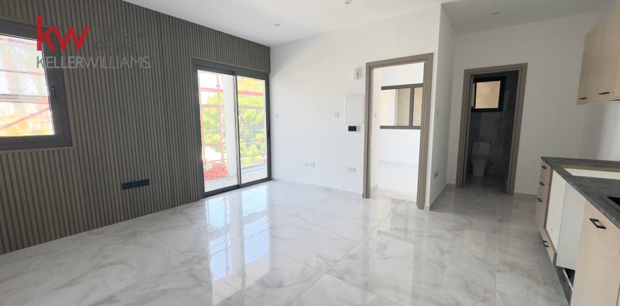 1 bedroom Apartment in Larnaca, Larnaka,  No. 40064