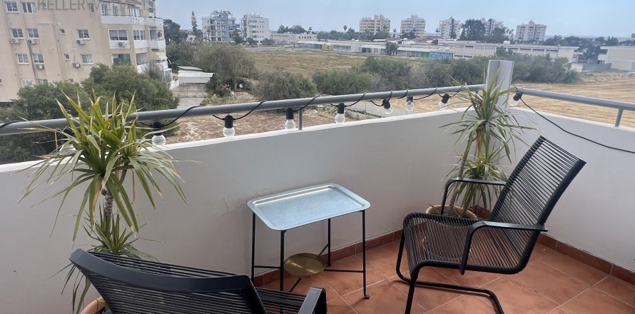 2 bedrooms Apartment in Larnaca, Larnaka,  No. 40060