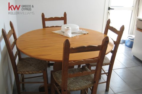 4 bedrooms Apartment in Nicosia, No. 40062 8