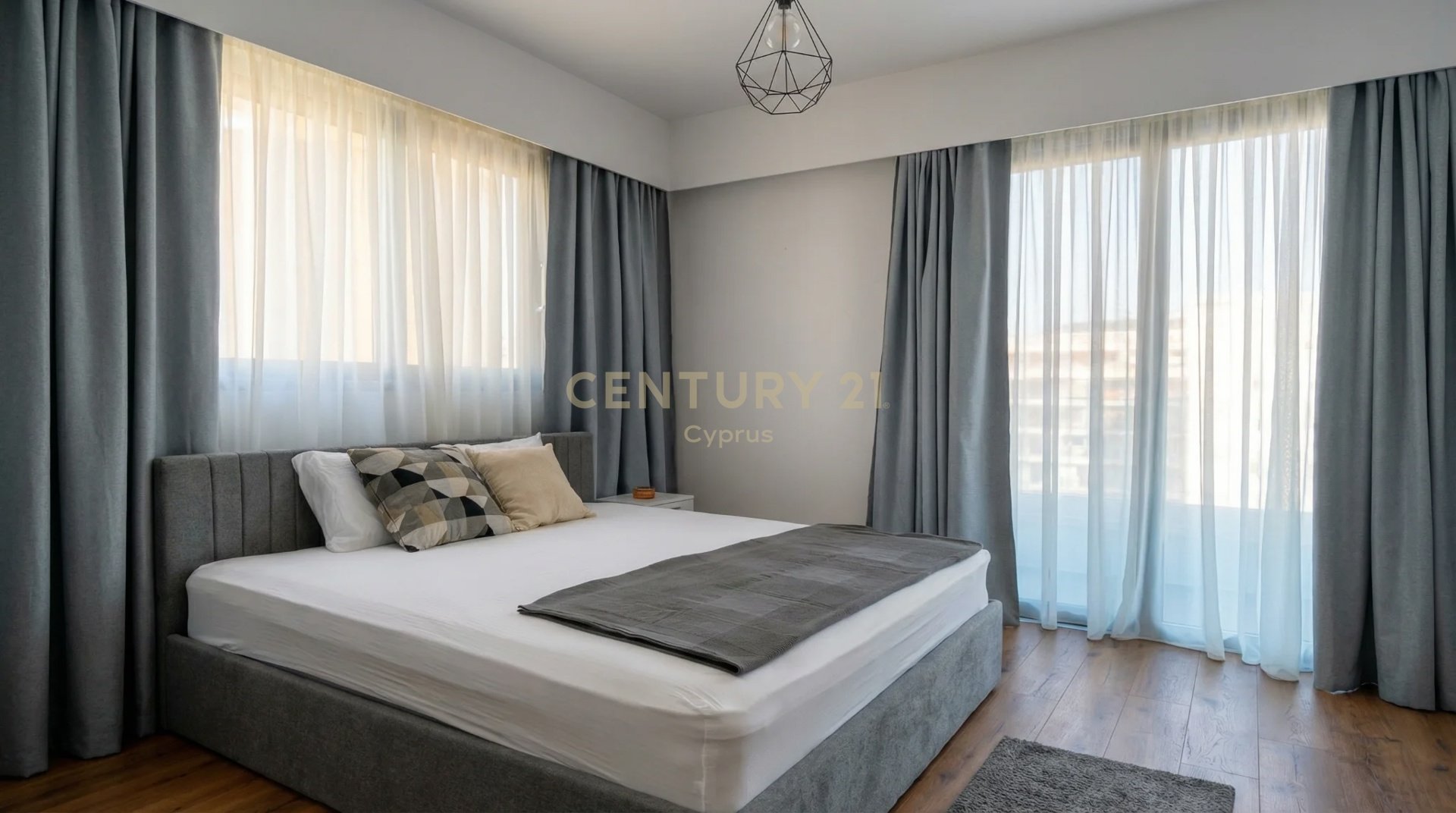 3 bedrooms Apartment in Limassol, Cyprus No. 58580