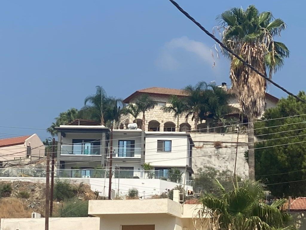 3 bedrooms Villa in Monagroulli, Limassol, Cyprus No. 6790