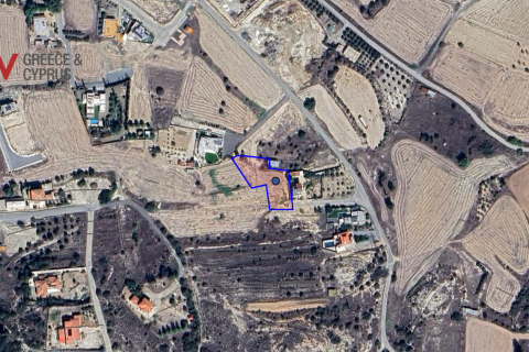 1858m2 Land in Dali, Nicosia, No. 40480