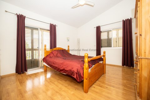 4 bedrooms Villa in Kiti, Larnaka, No. 39294 12