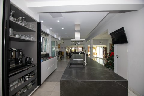 Вилла с 5 спальнями в Дериния, Аммохостос, № 39293 9