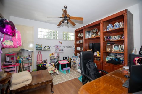 Вилла с 5 спальнями в Дериния, Аммохостос, № 39293 21