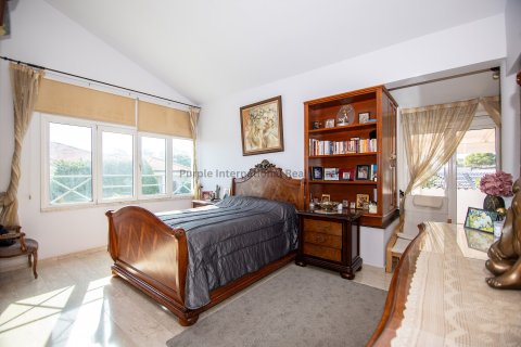 Вилла с 5 спальнями в Дериния, Аммохостос, № 39293 30