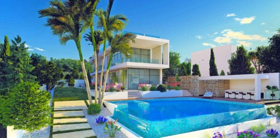 4 bedrooms Villa in Paphos,  No. 38934