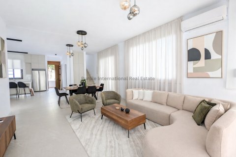 4 dormitorios Villa en Dromolaxia, Larnaka,  No. 50917 6