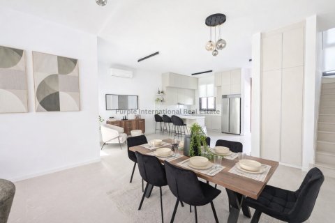 4 dormitorios Villa en Dromolaxia, Larnaka,  No. 50917 4