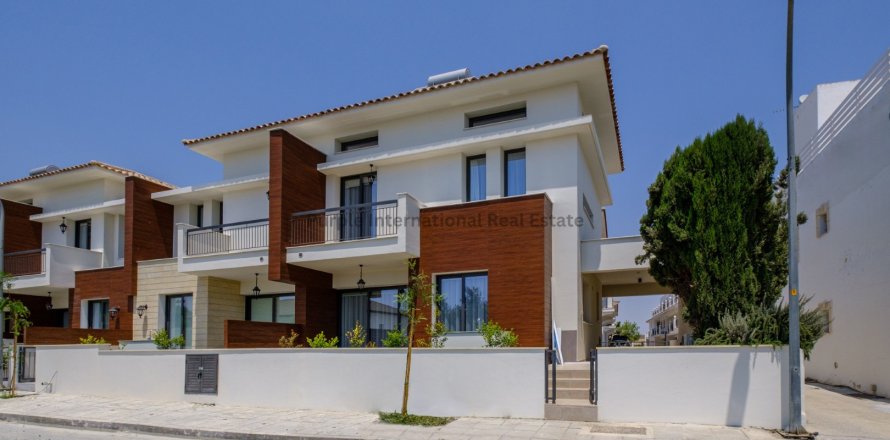 3 dormitorios Adosado en Tersefanou, Larnaka,  No. 50918