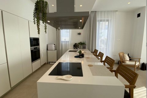 5 bedrooms Villa in Protaras, Ammochostos,  No. 45673 2