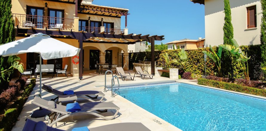 3 chambres Villa à Aphrodite Hills, Kouklia, Paphos,  No. 7498