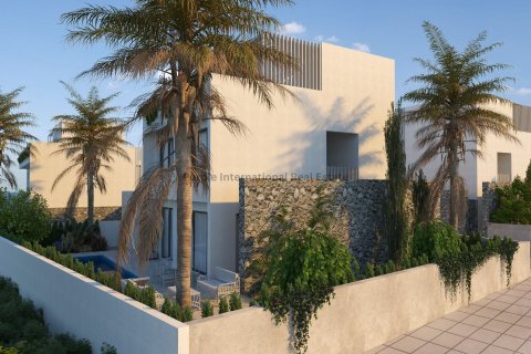 5 bedrooms Villa in Protaras, Ammochostos,  No. 37554 4
