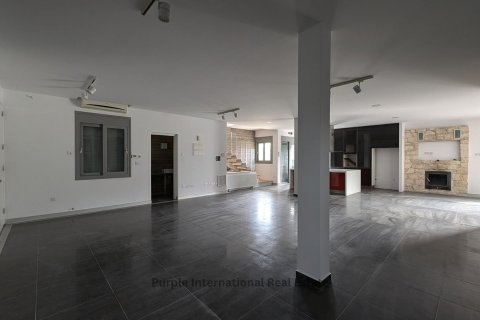 Вилла с 3 спальнями в Дали, Никосия, Кипр № 37202 28