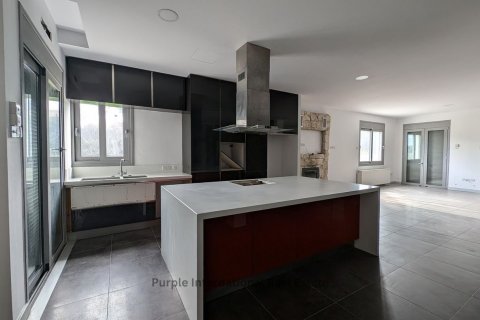 Вилла с 3 спальнями в Дали, Никосия, Кипр № 37202 12