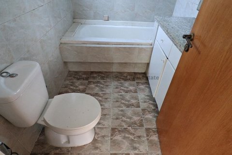 3 bedrooms Villa in Strovolos, Nicosia, Cyprus No. 37200 9