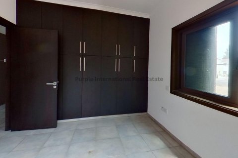 Вилла с 3 спальнями в Лакатамия, Никосия, Кипр № 37203 15