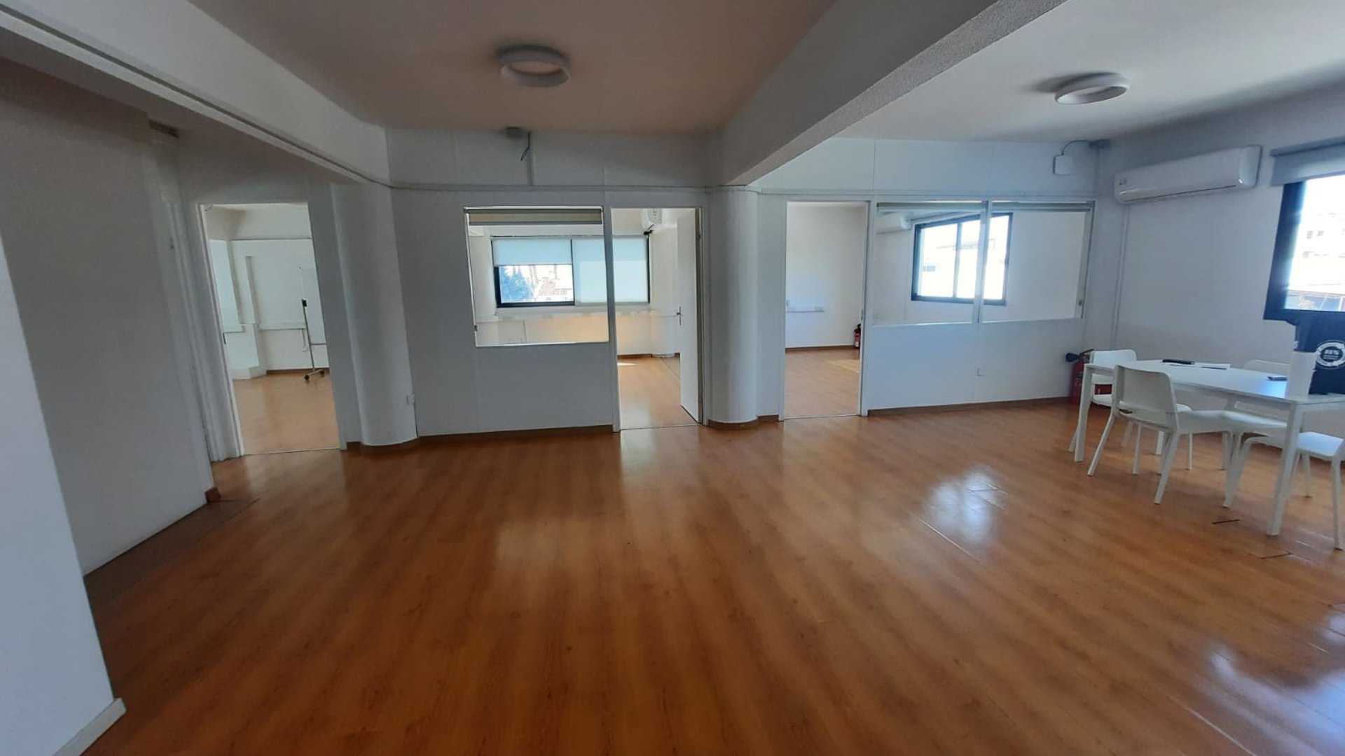 300m2 Office in Limassol, Cyprus No. 30770