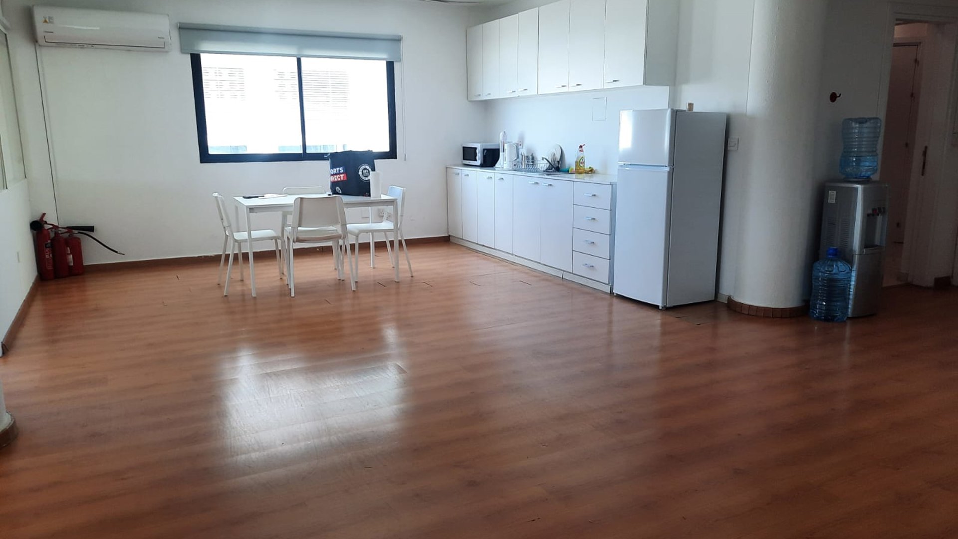 300m2 Office in Limassol, Cyprus No. 30770