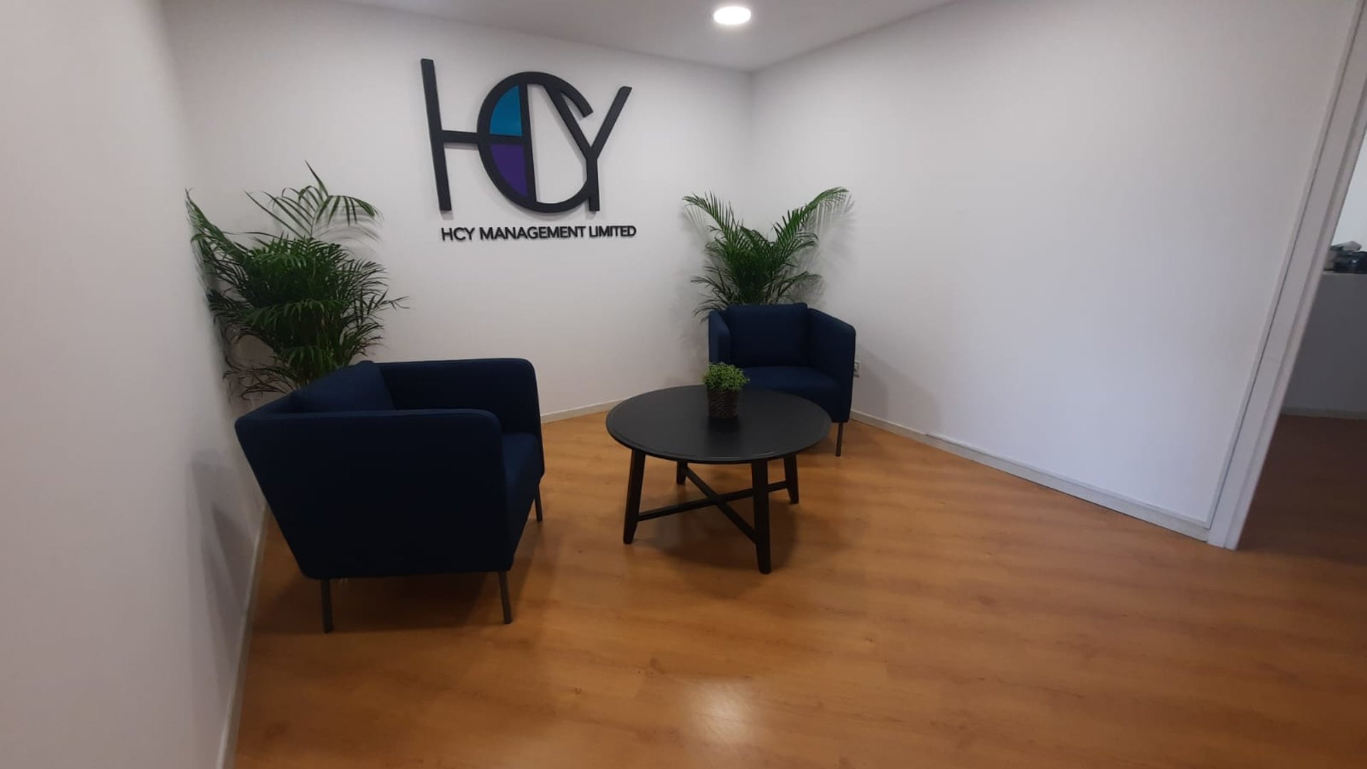 300m2 Office in Limassol, Cyprus No. 30770