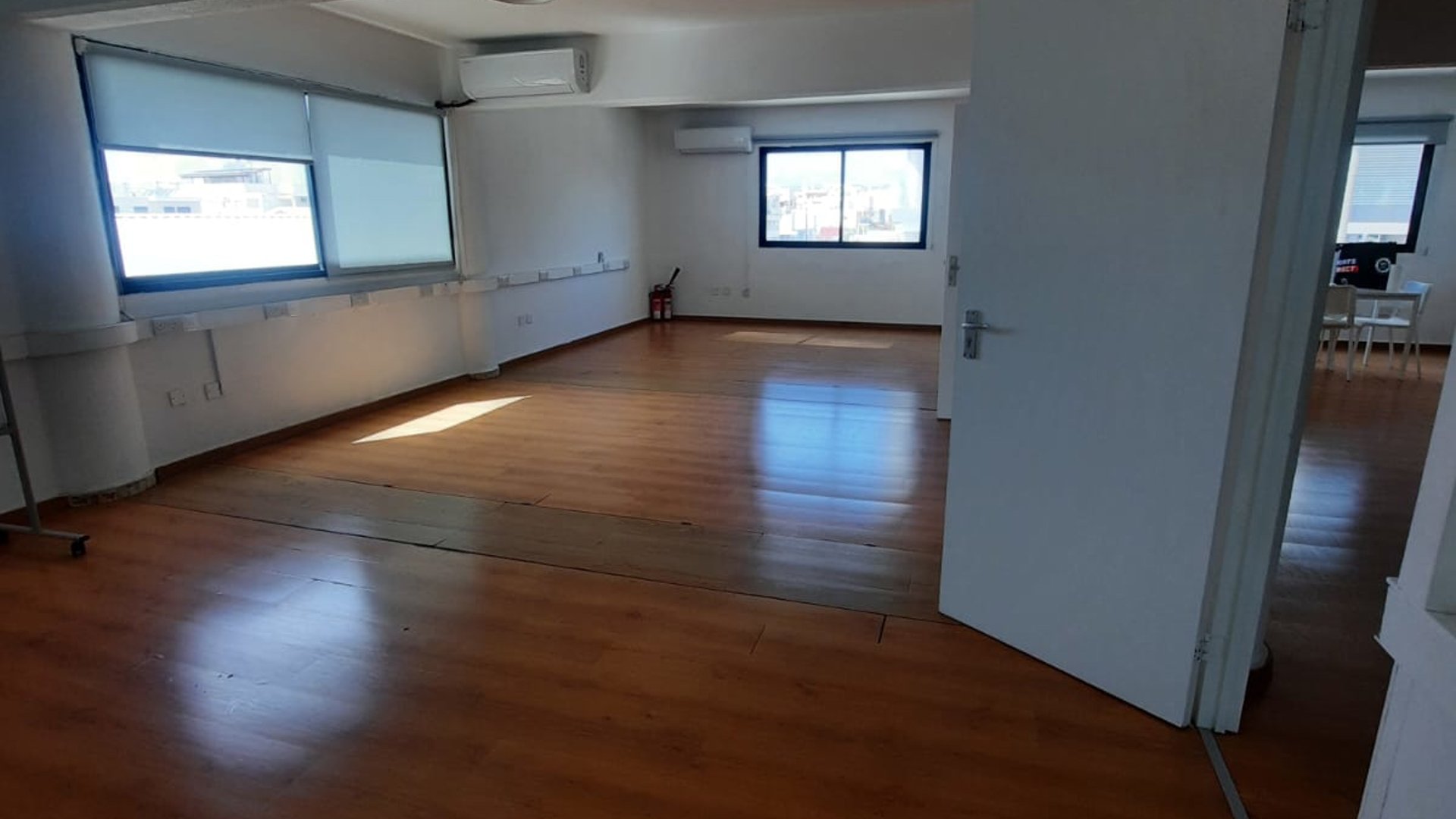 300m2 Office in Limassol, Cyprus No. 30770